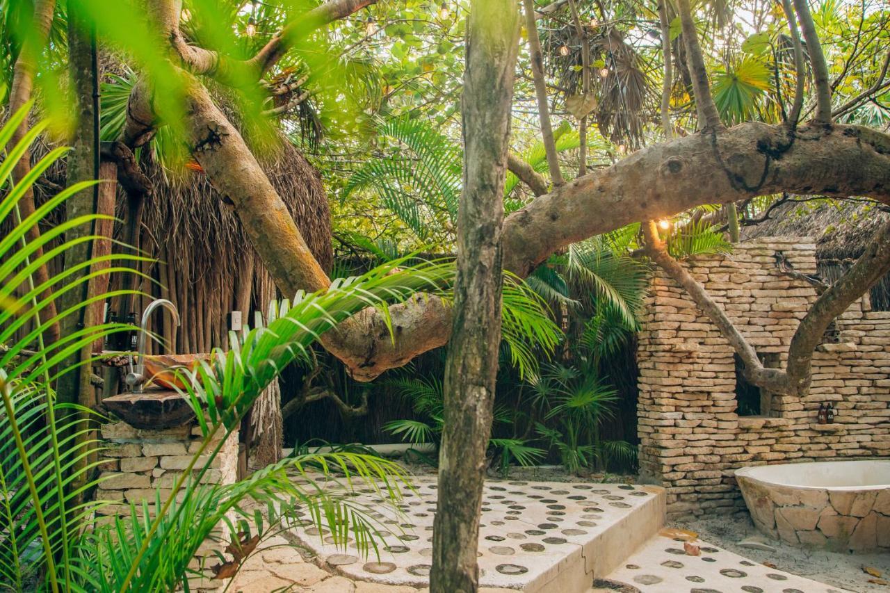 Ikal Tulum Hotel ภายนอก รูปภาพ The Jungle Spa