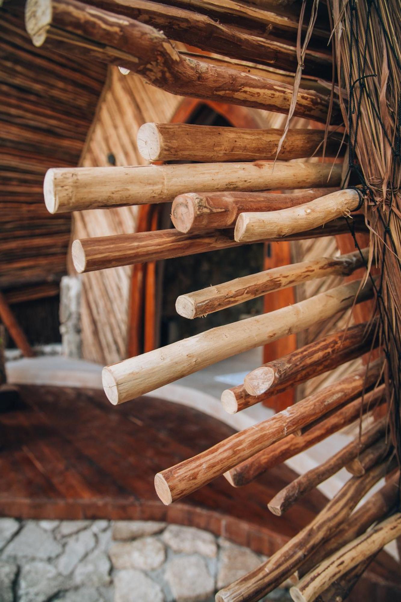 Ikal Tulum Hotel ภายนอก รูปภาพ Detail of the spiral staircase