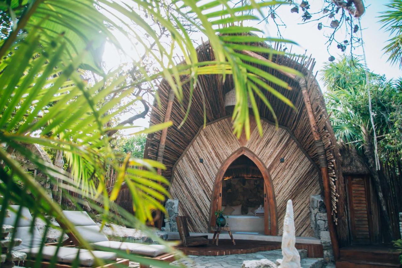 Ikal Tulum Hotel ภายนอก รูปภาพ The Chapel of the Holy Family