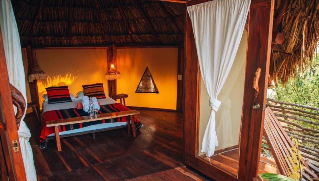 Ikal Tulum Hotel ภายนอก รูปภาพ Eco-lodge in the Amazon