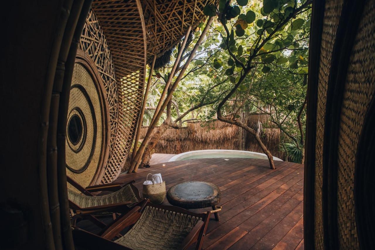 Ikal Tulum Hotel ภายนอก รูปภาพ The hot tub at the Tree Spa