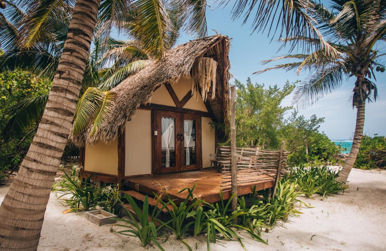 Ikal Tulum Hotel ภายนอก รูปภาพ A bungalow at Xel-Há